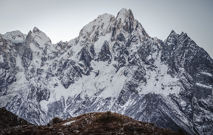 manaslu mountain