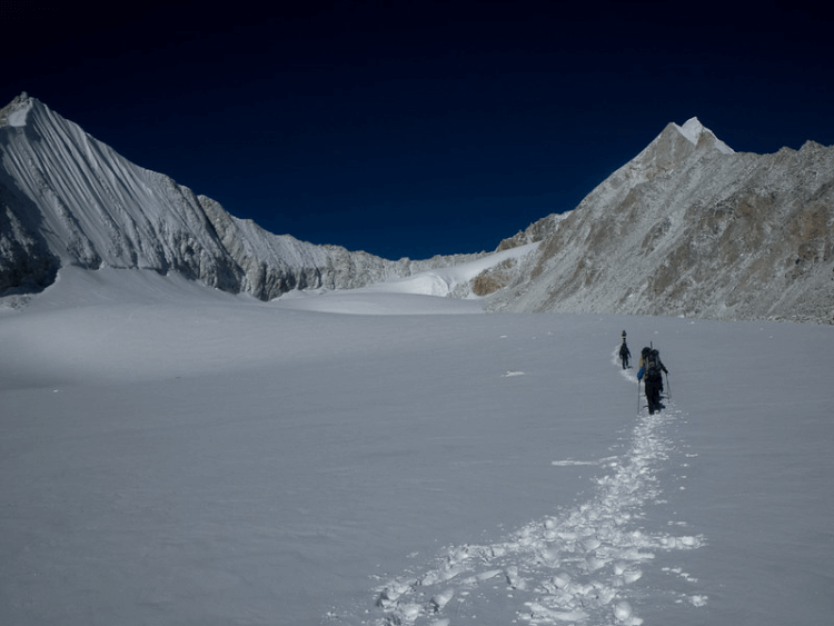 towards the sherpani col trek